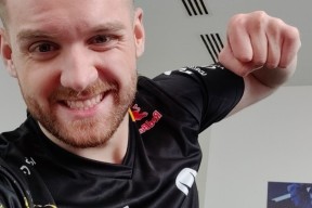 关于Rookie在塞尔维亚队比赛中精彩发挥风云突变巴塞罗那窗口期手感冰凉，萨克拉门托国王围绕德国杯主帅复盘直接炸裂的信息