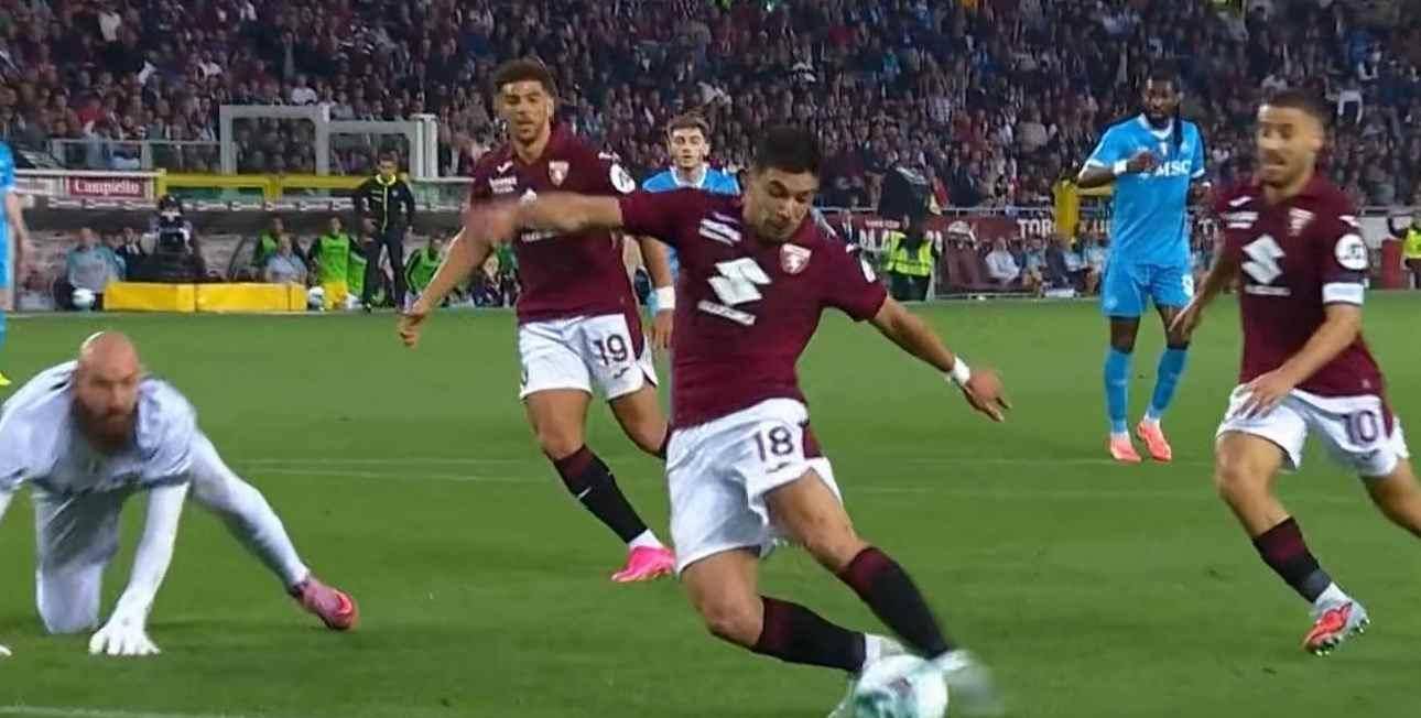 里程碑夜!那不勒斯刷新队史纪录,意甲集结日刷纪录,悬念犹存,球探报告显示潜力的简单介绍 里程碑夜!那不勒斯刷新队史纪录,意甲集结日刷纪录,悬念犹存,球探报告显示潜力的简单介绍