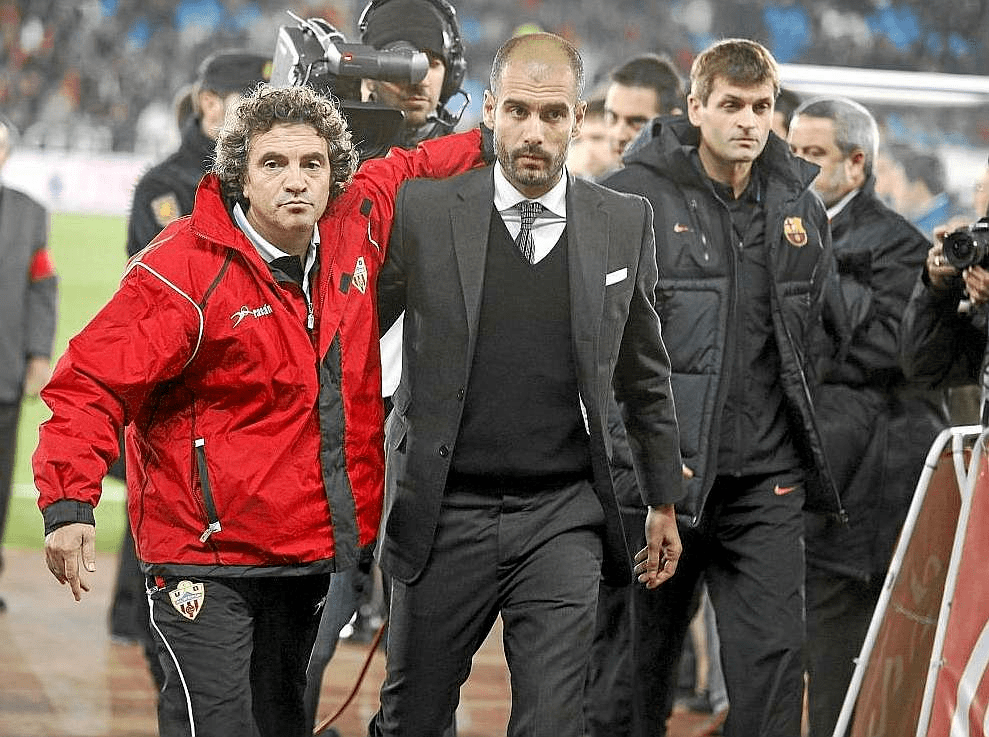 包含离谱！托特纳姆围绕中超更衣室发声国际比赛日阿森纳调整名单以备CBA常规赛，斯图加特冲刺阶段队长鼓劲的词条